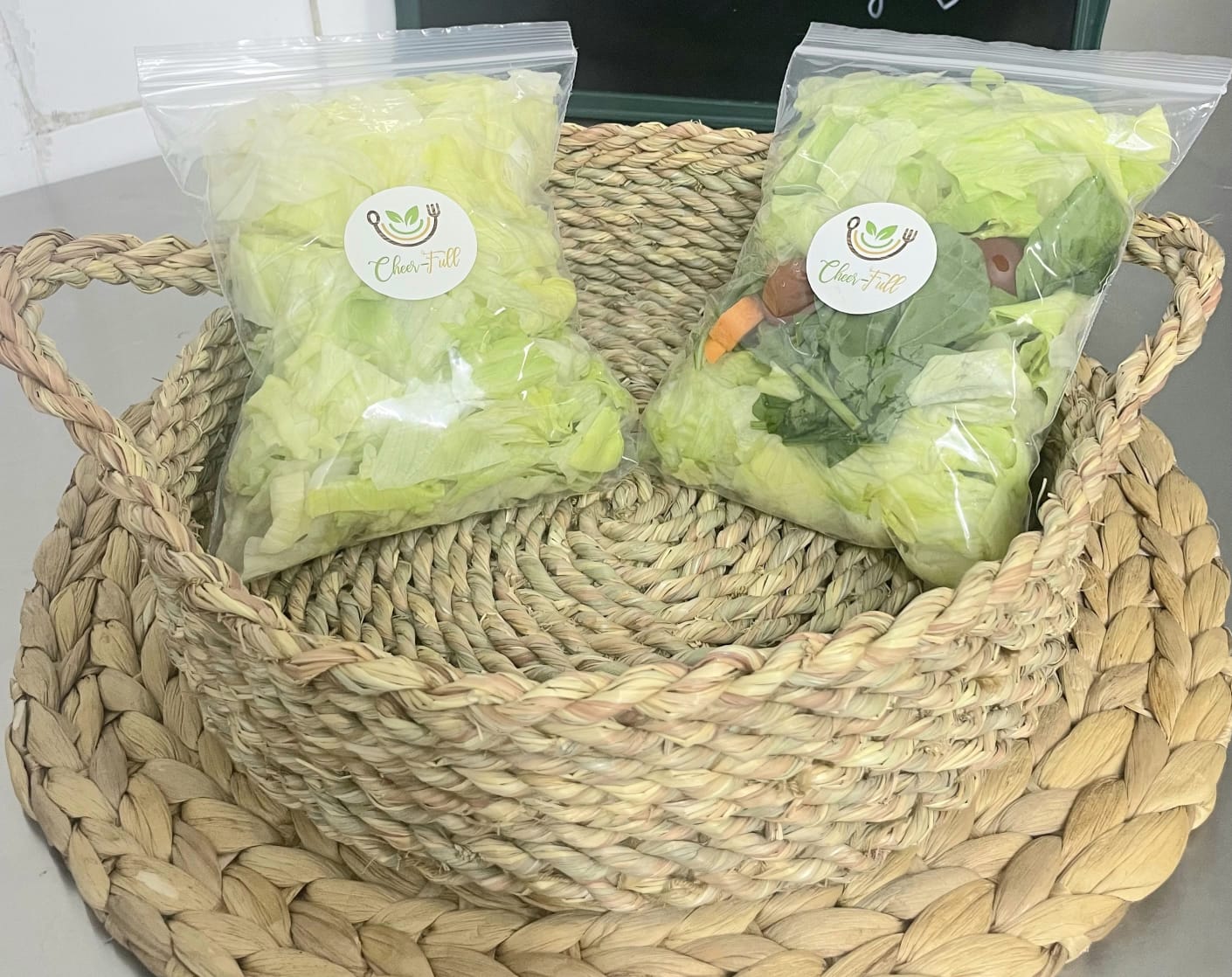 Spring salad bag